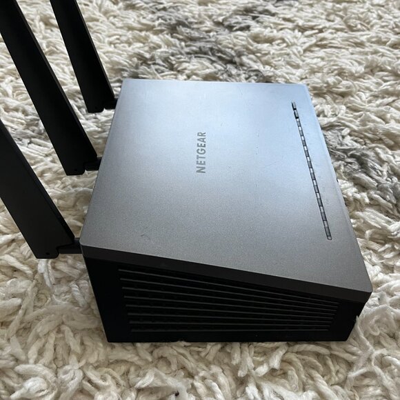 Netgear Nighthawk AC1900 R7000 Smart Wi-Fi Dual Band Gigabit Router READ - Picture 6 of 6